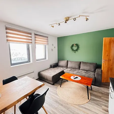 Ski2door - Suncani Breg, 50m From Slope Apartamento