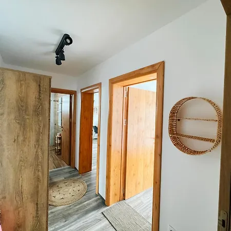 Ski2door - Suncani Breg, 50m From Slope *